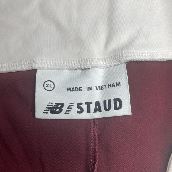 New Balance x STAUD - Athletic Legging - Burgundy - Size XL - Picture 7 of 8